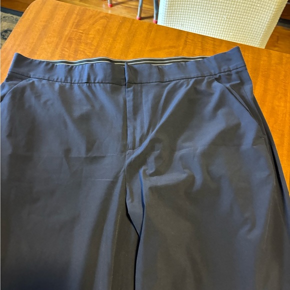 Navy blue Athleta tribeca pants. Excellent used condition. 16 hidden snap leg - Picture 7 of 8